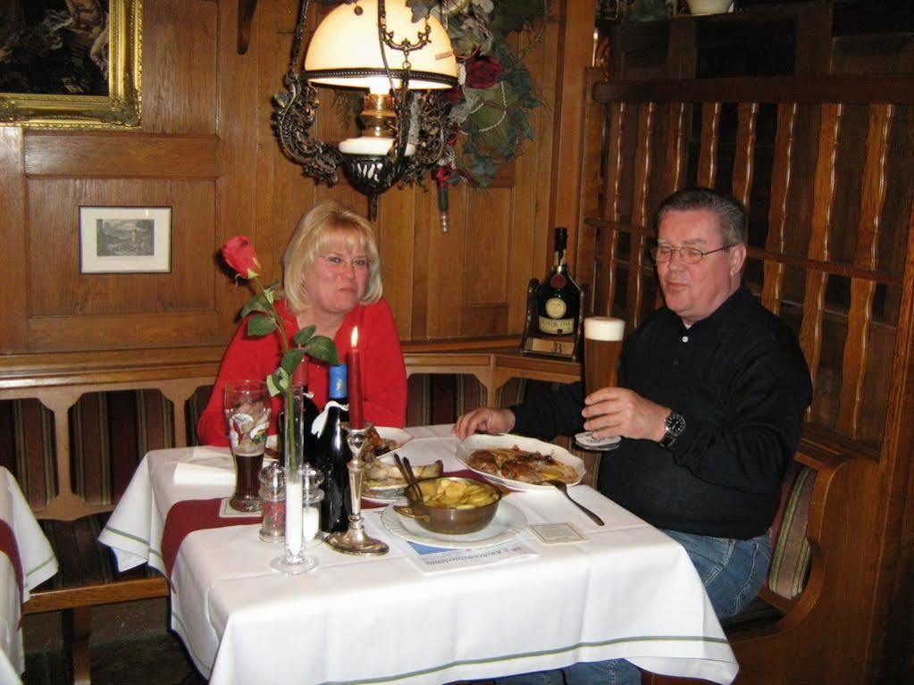 朱姆兰酒店 Gundelsheim  外观 照片
